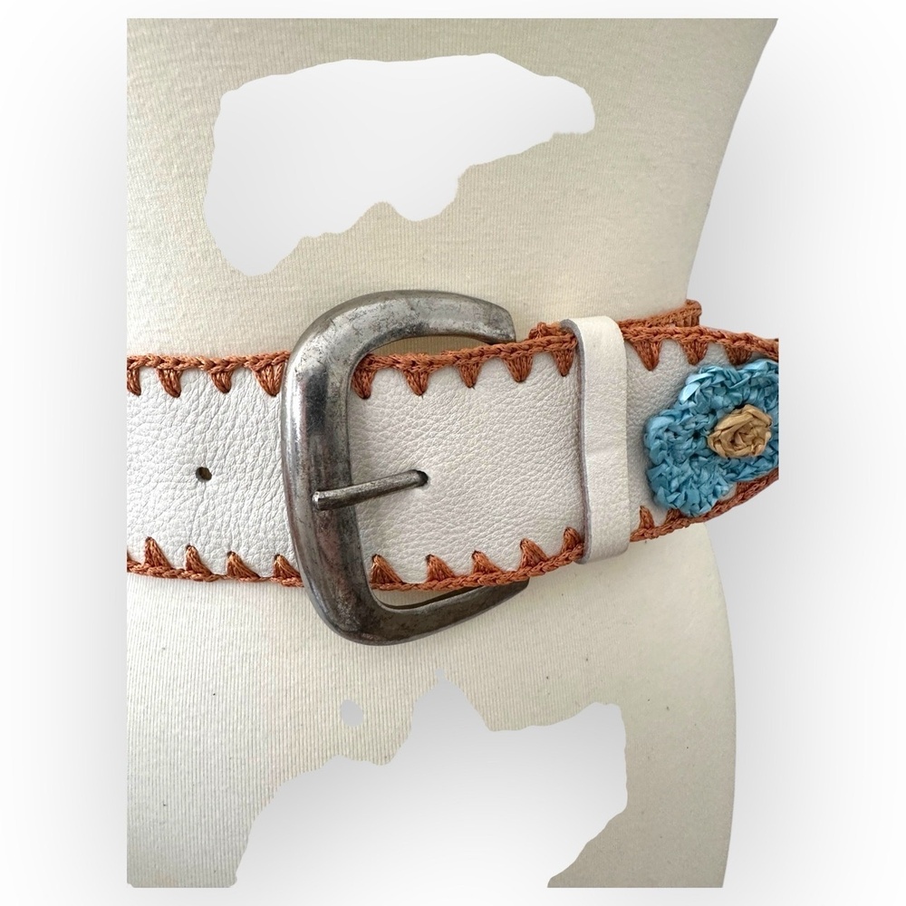 Vintage White Brown Genuine Leather Floral Whipstitch Belt Flowers Applique 90’s - Picture 10 of 10